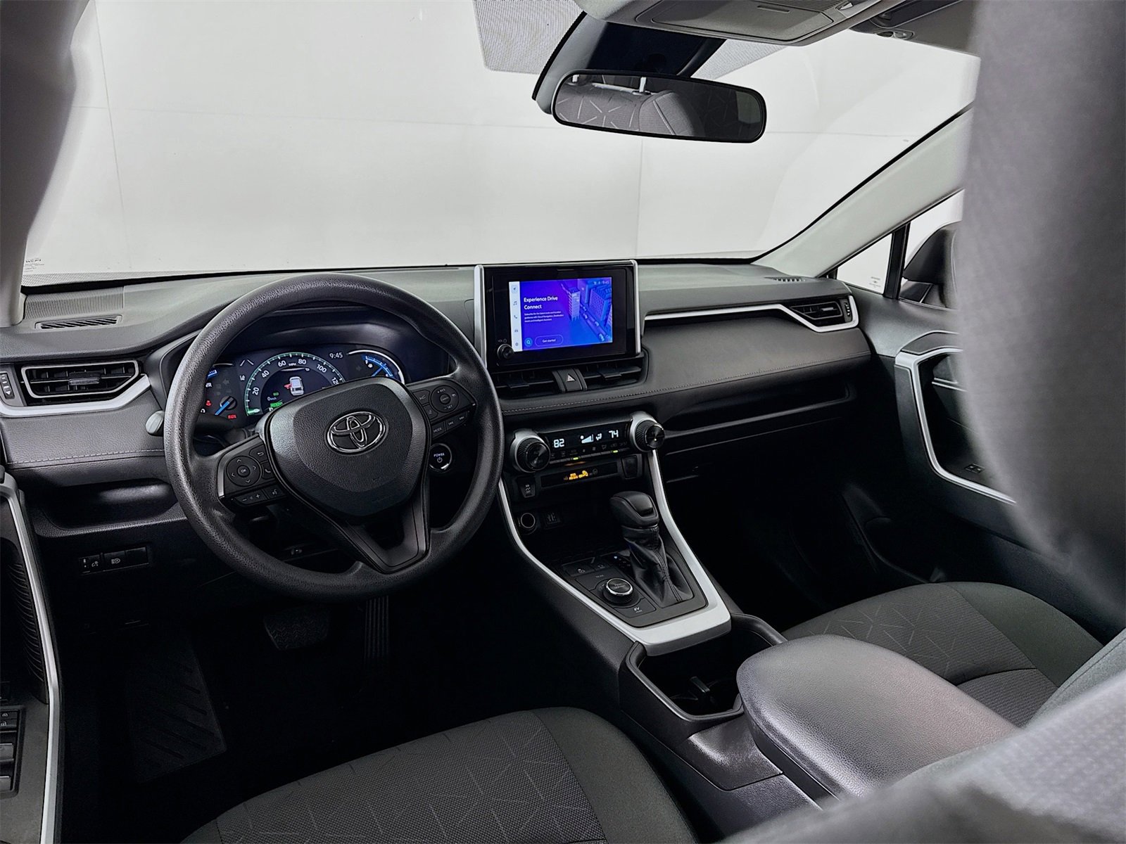 Used 2024 Toyota RAV4 XLE image 18