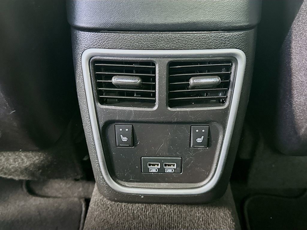 Used 2020 Dodge Charger SXT w/ Leather Interior Group image 22