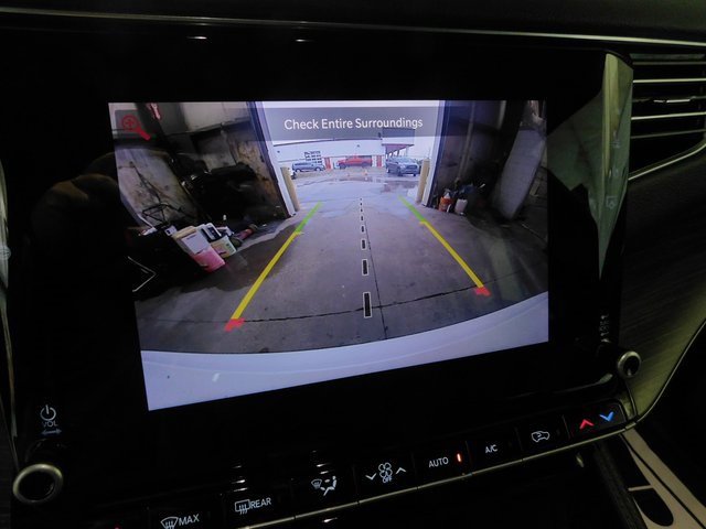 Used 2024 Jeep Wagoneer L Series II w/ Flexible Seating Group image 28