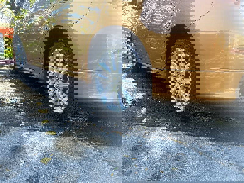 Used 2009 Toyota Matrix XRS image 24