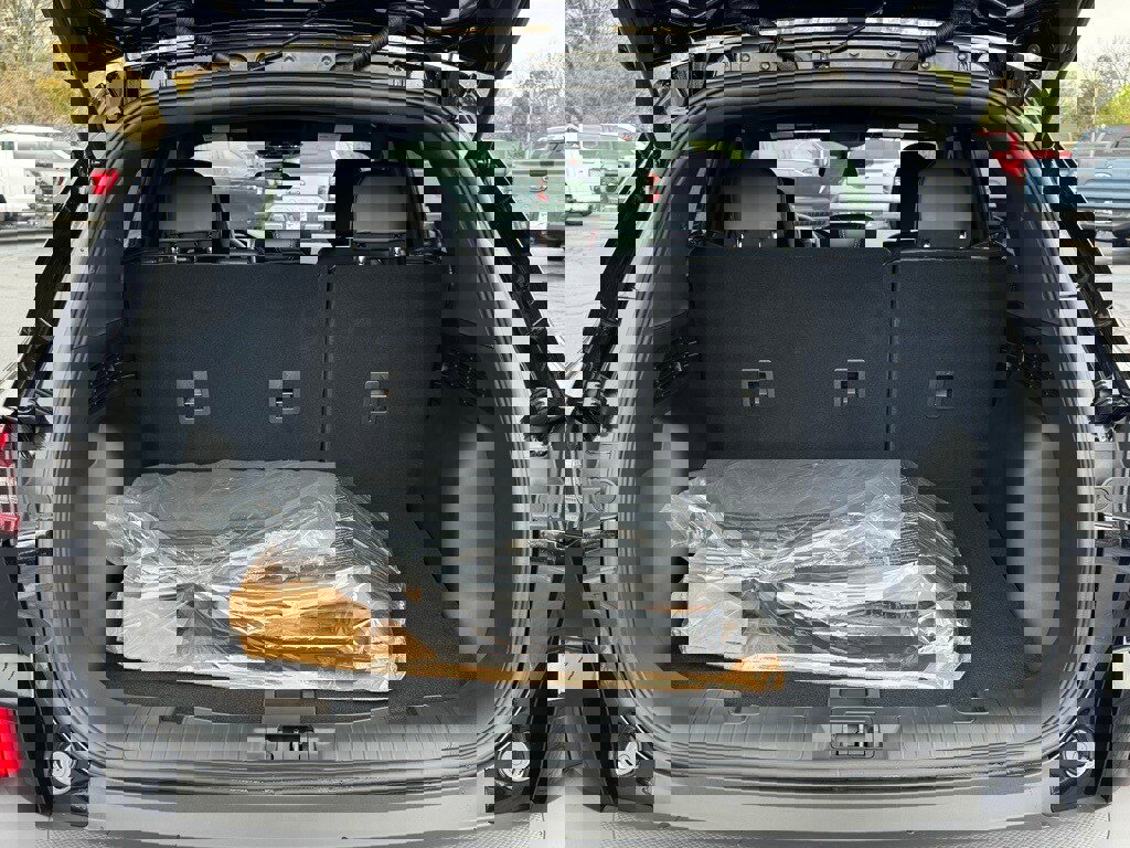 New 2025 Ford Escape ST-Line Select w/ Tech Pack #1 image 38