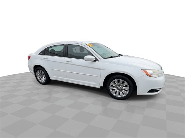 Used 2012 Chrysler 200 LX image 2