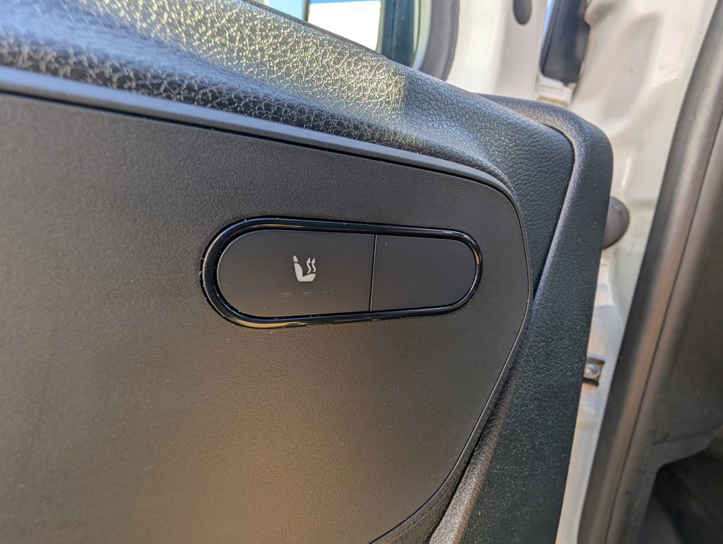 Used 2024 Mercedes-Benz Sprinter 2500 image 40