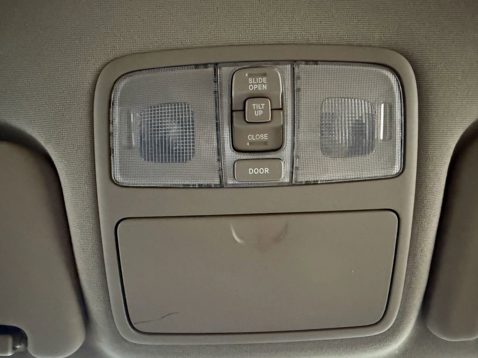 Used 2010 Hyundai Elantra SE image 34