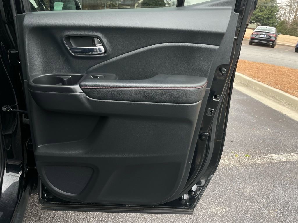 Certified 2023 Honda Ridgeline Black Edition image 35