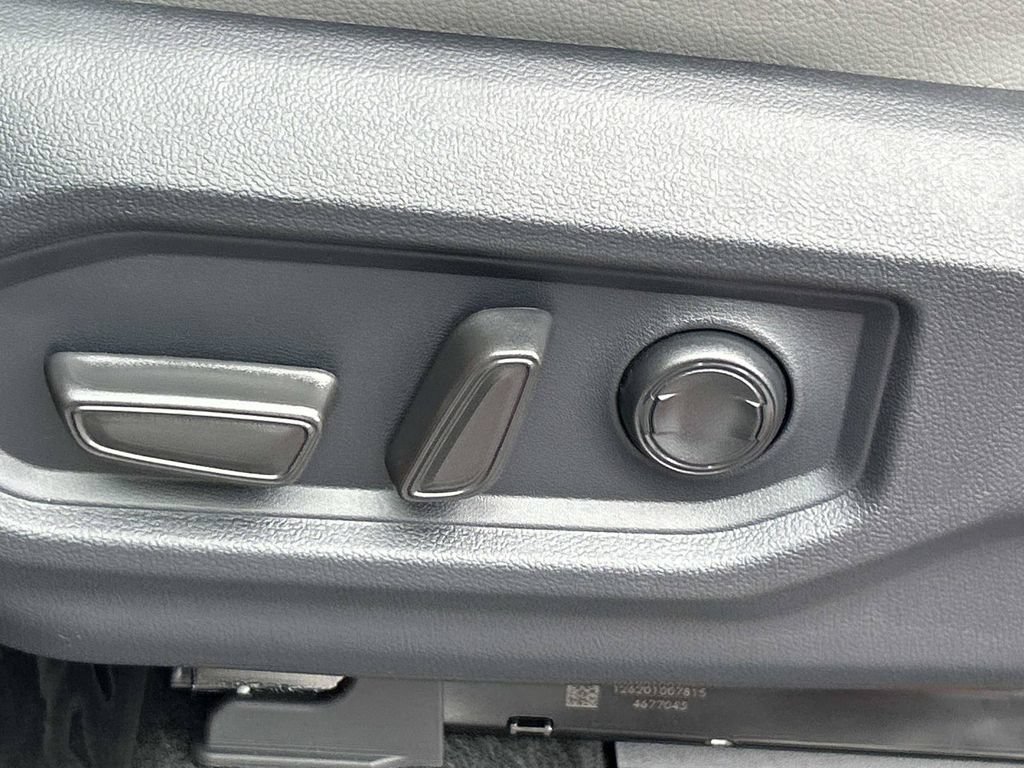 New 2026 Toyota Tundra Limited AWD/4WD image 26