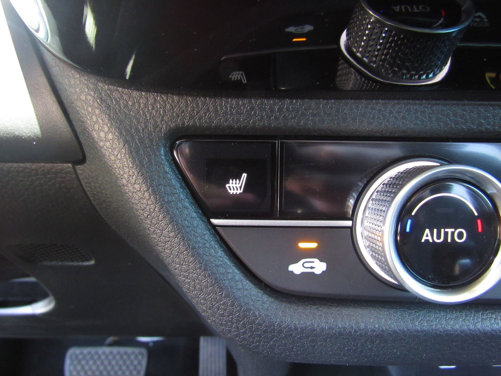 Certified 2025 Acura ADX AWD image 24