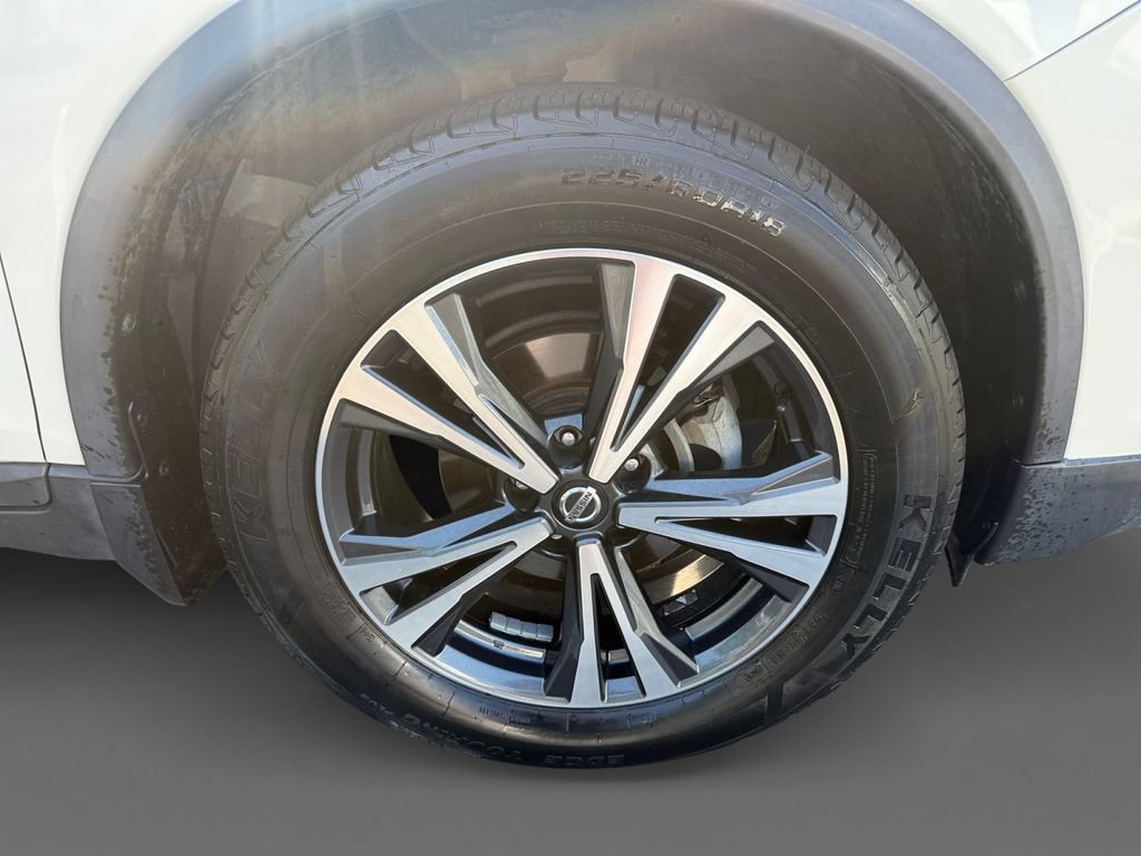 Used 2018 Nissan Rogue SL w/ Premium Package FWD image 16