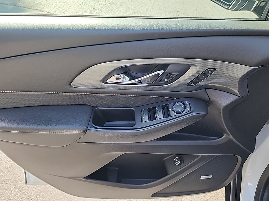 Used 2019 Chevrolet Traverse Premier w/ Redline Edition AWD/4WD image 10