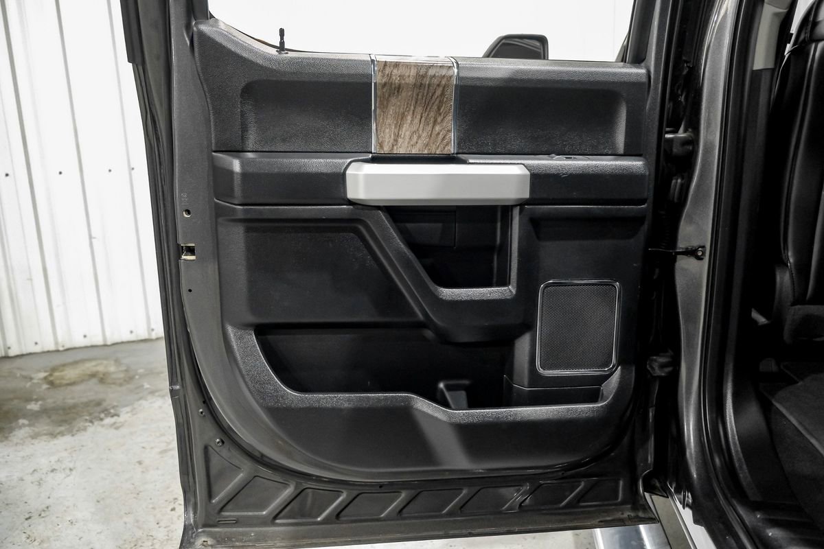 Used 2019 Ford F350 Lariat w/ Chrome Package AWD/4WD image 46