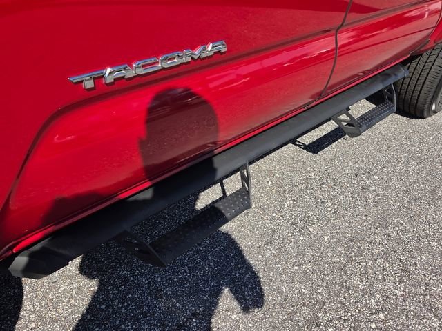 Used 2019 Toyota Tacoma SR5 image 9