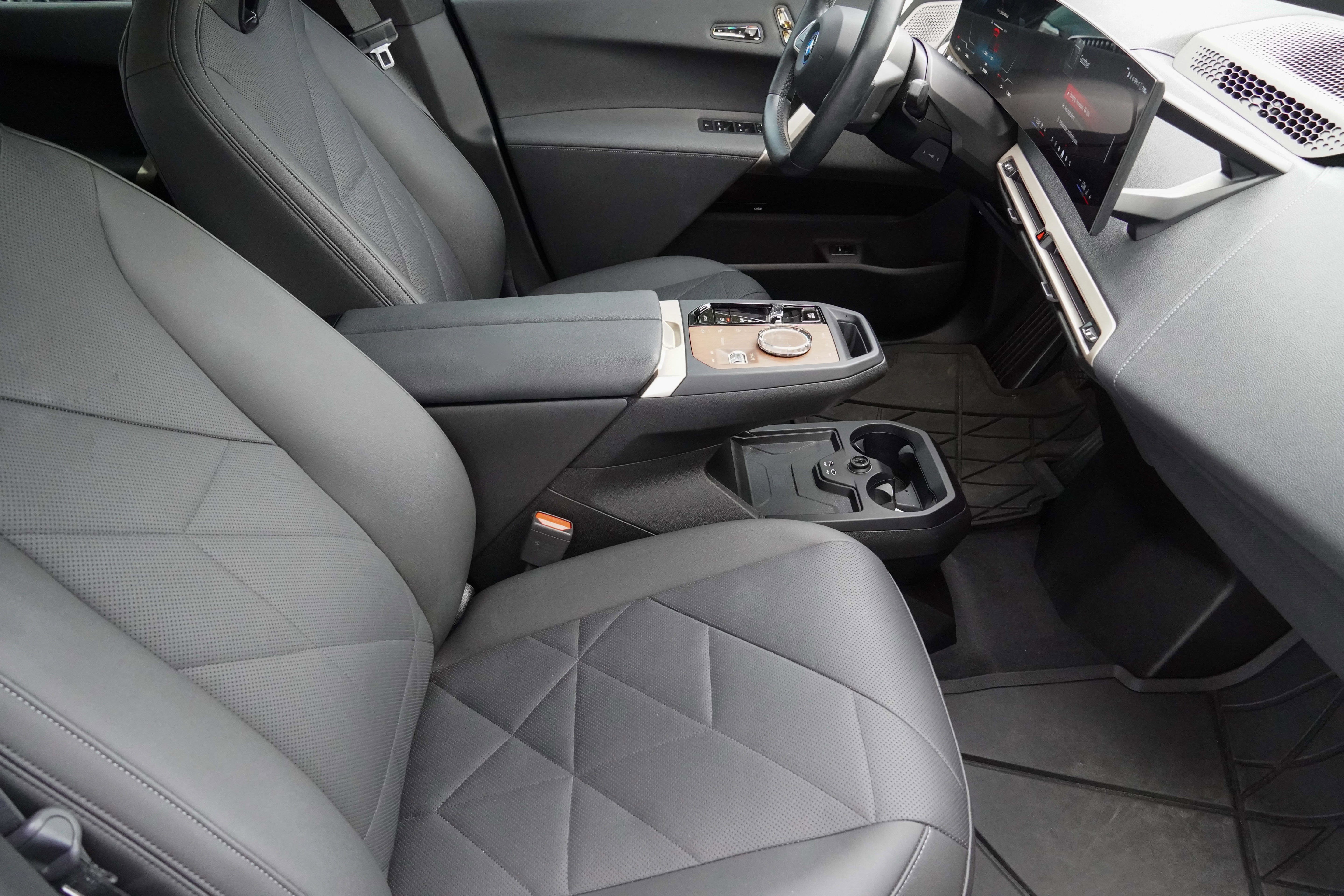 Certified 2024 BMW iX M60 AWD/4WD image 13