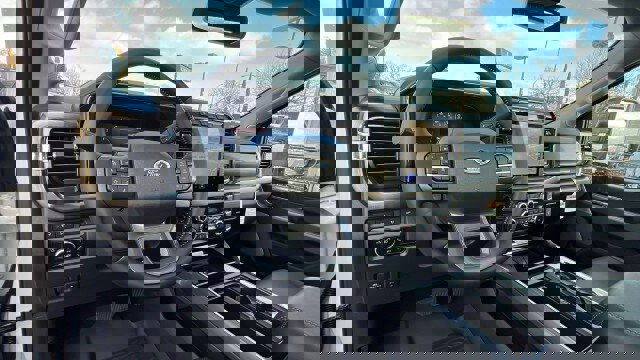 New 2024 Ford F250 Lariat w/ Lariat Ultimate Package image 46