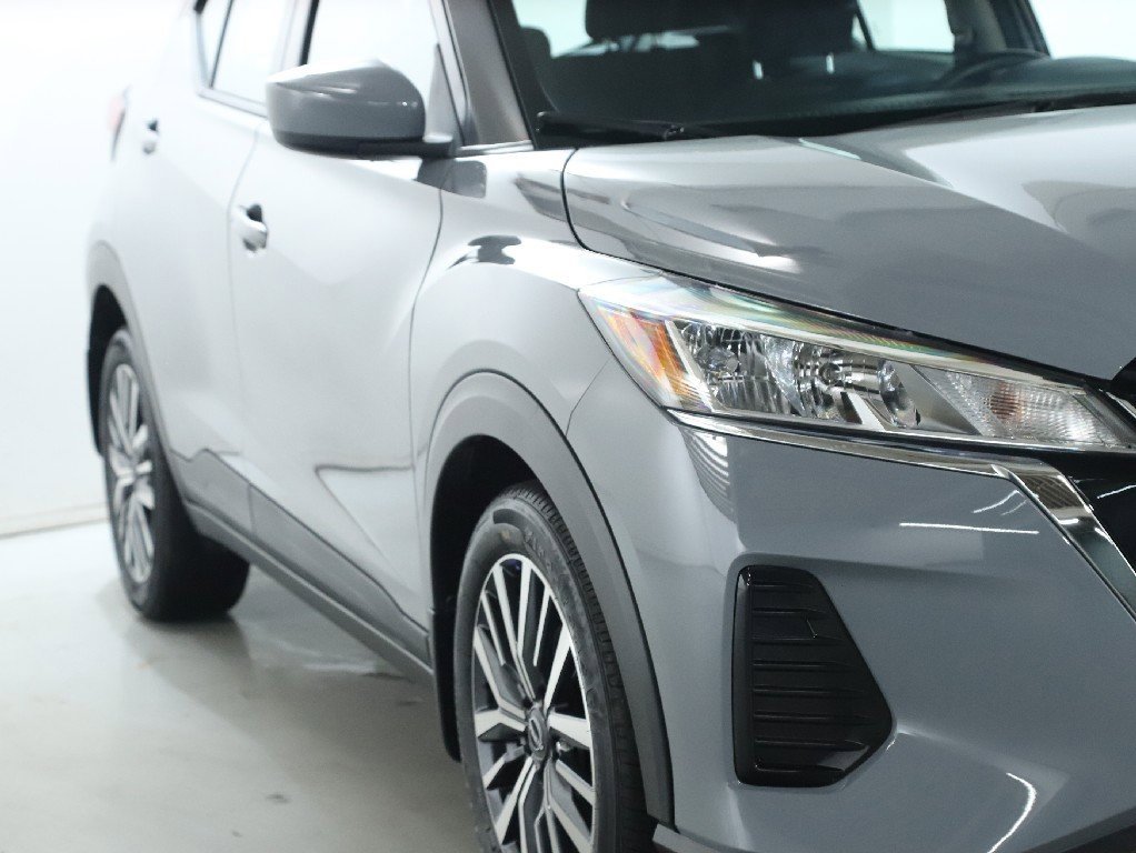 Certified 2023 Nissan Kicks SV image 9