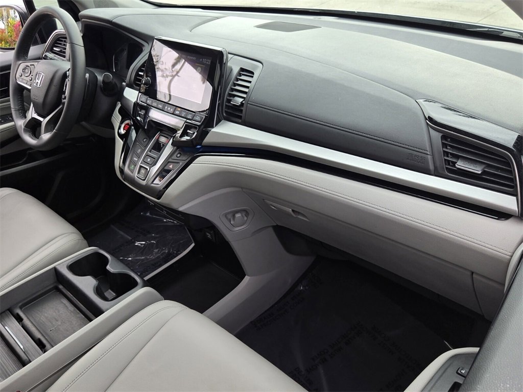 Certified 2023 Honda Odyssey Touring image 19