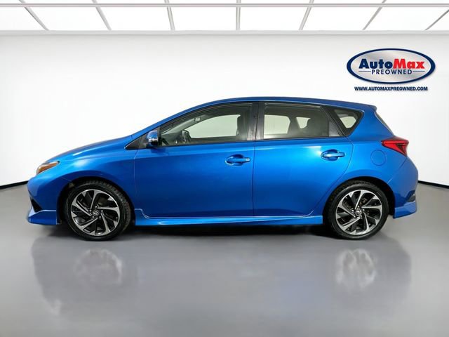 Used 2017 Toyota Corolla iM FWD image 9