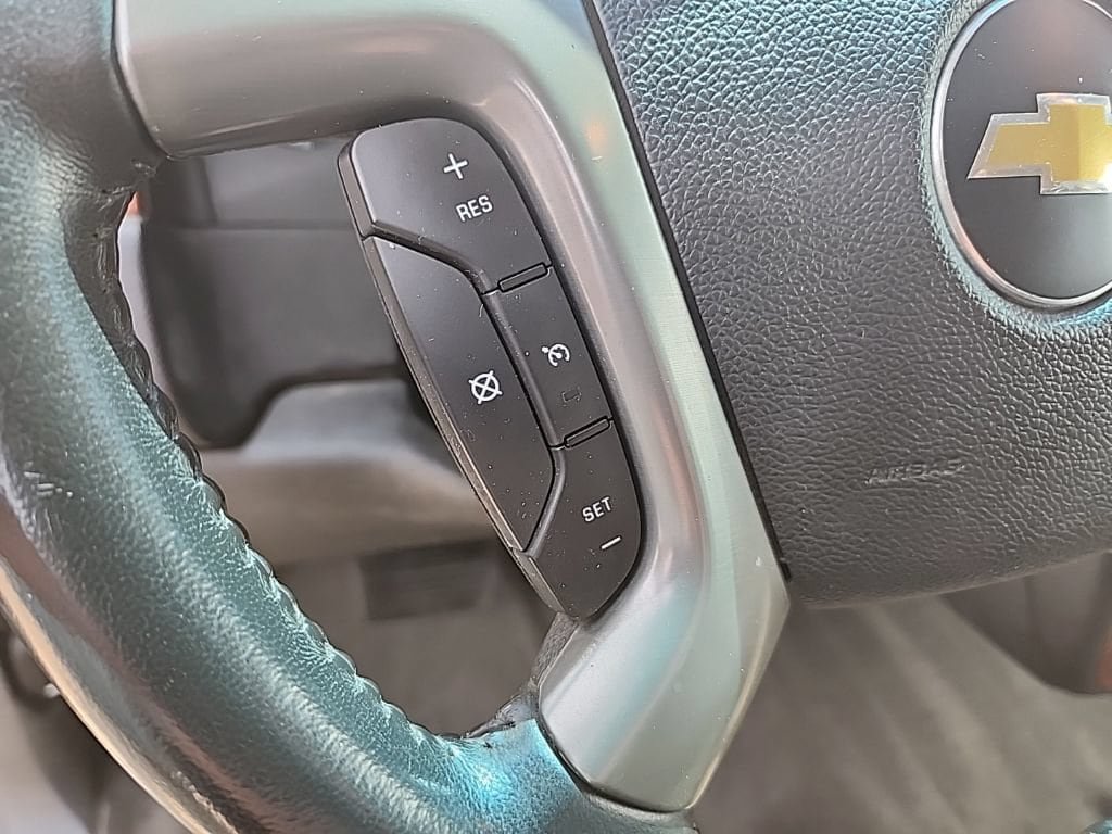 Used 2012 Chevrolet Suburban LS w/ Convenience Package 1 AWD/4WD image 10