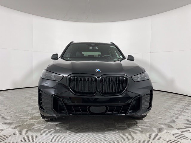New 2026 BMW X5 xDrive40i w/ M Sport Package AWD/4WD image 2