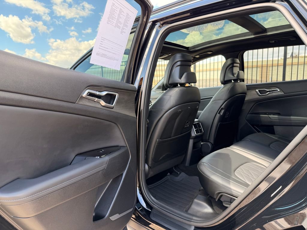 Used 2025 Kia Sportage X-Line w/ Premium Package AWD/4WD image 8