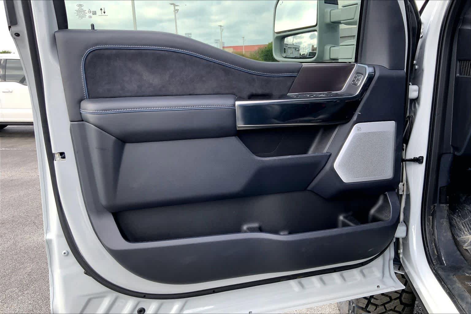 New 2026 Ford F350 Platinum image 8