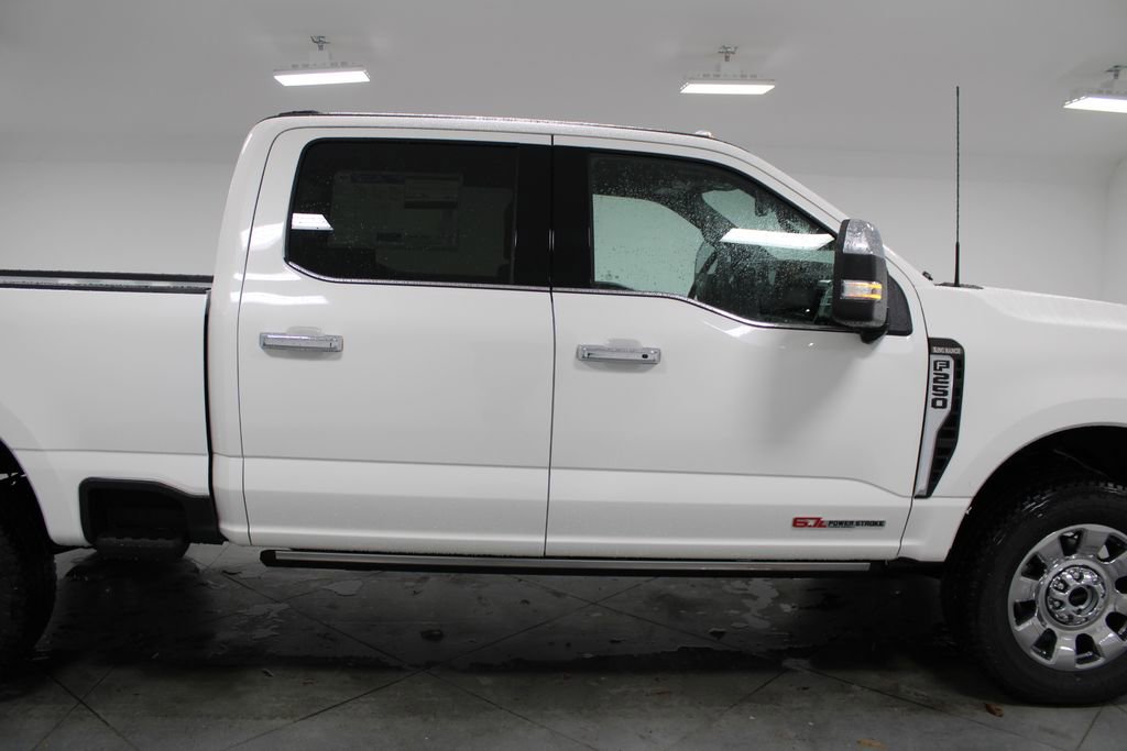 New 2026 Ford F250 King Ranch w/ Chrome Package image 10