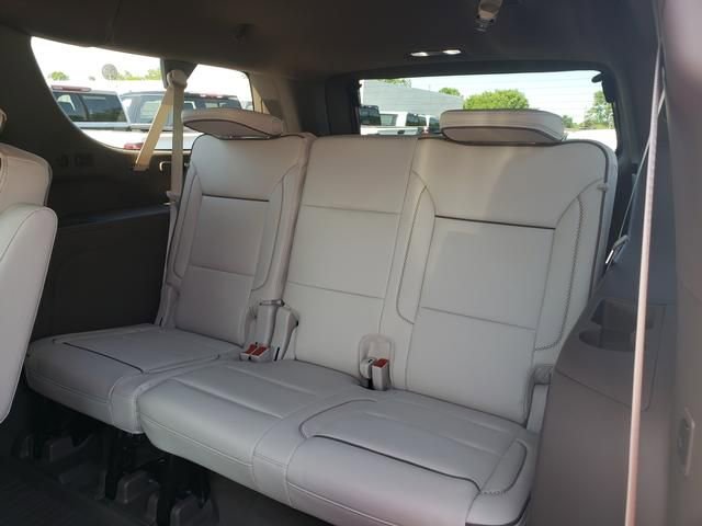 New 2026 GMC Yukon XL Denali w/ Denali Reserve Package AWD/4WD image 9