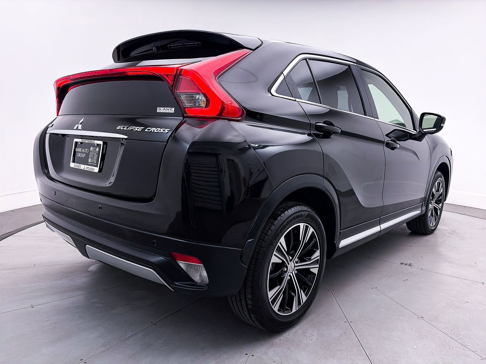Used 2018 Mitsubishi Eclipse Cross SEL image 9