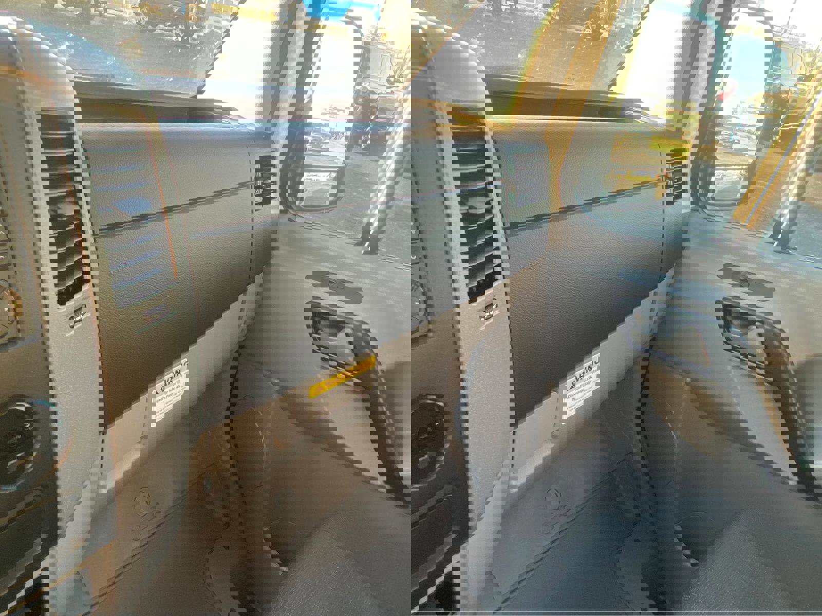 Used 2015 Freightliner Sprinter 2500 image 30