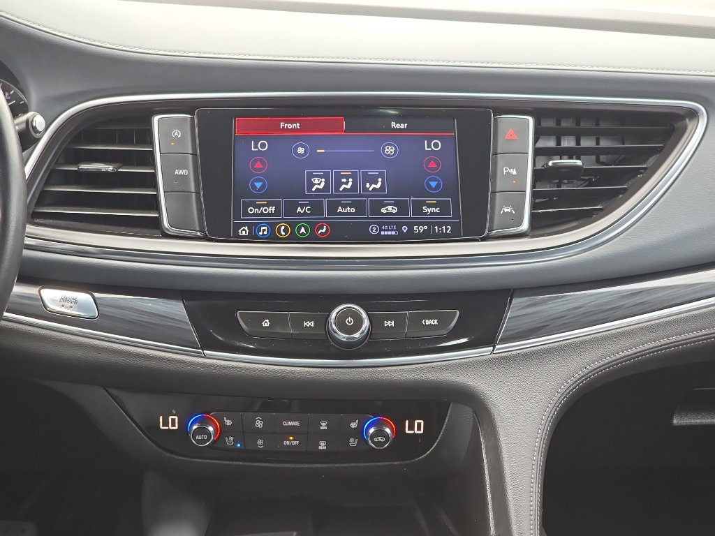 Used 2024 Buick Enclave Premium image 24