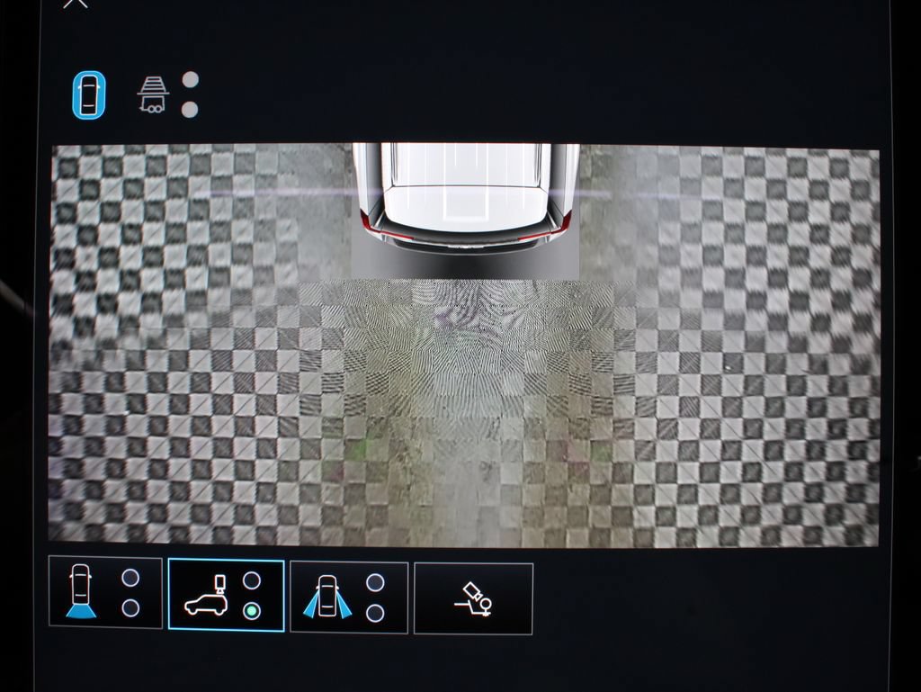 Used 2026 GMC Yukon AT4 Ultimate w/ LPO, Floor Liner Package AWD/4WD image 27