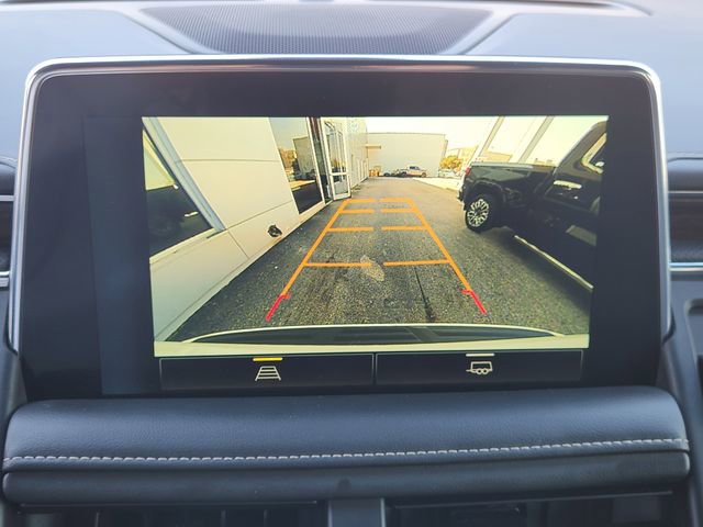 Used 2022 Chevrolet Tahoe Premier AWD/4WD image 15