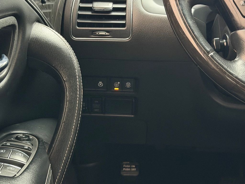 Used 2021 INFINITI QX80 Luxe image 33