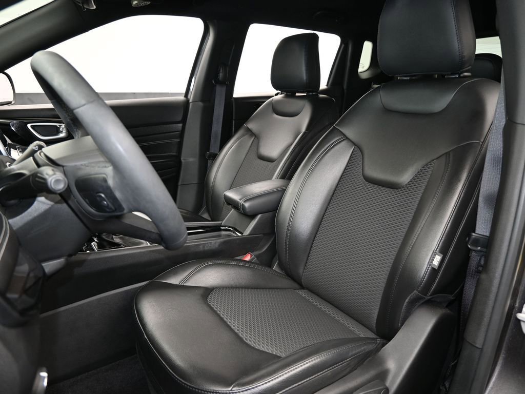 Used 2022 Jeep Compass Altitude image 10