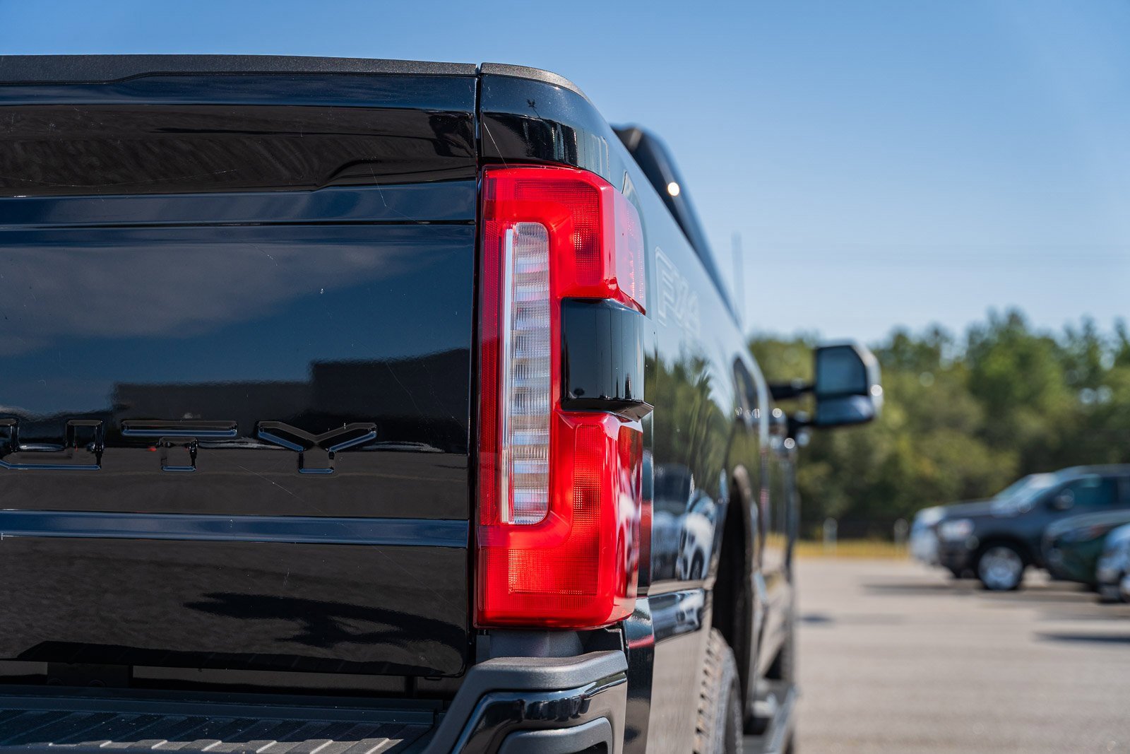 New 2025 Ford F250 Lariat w/ Lariat Ultimate Package image 15