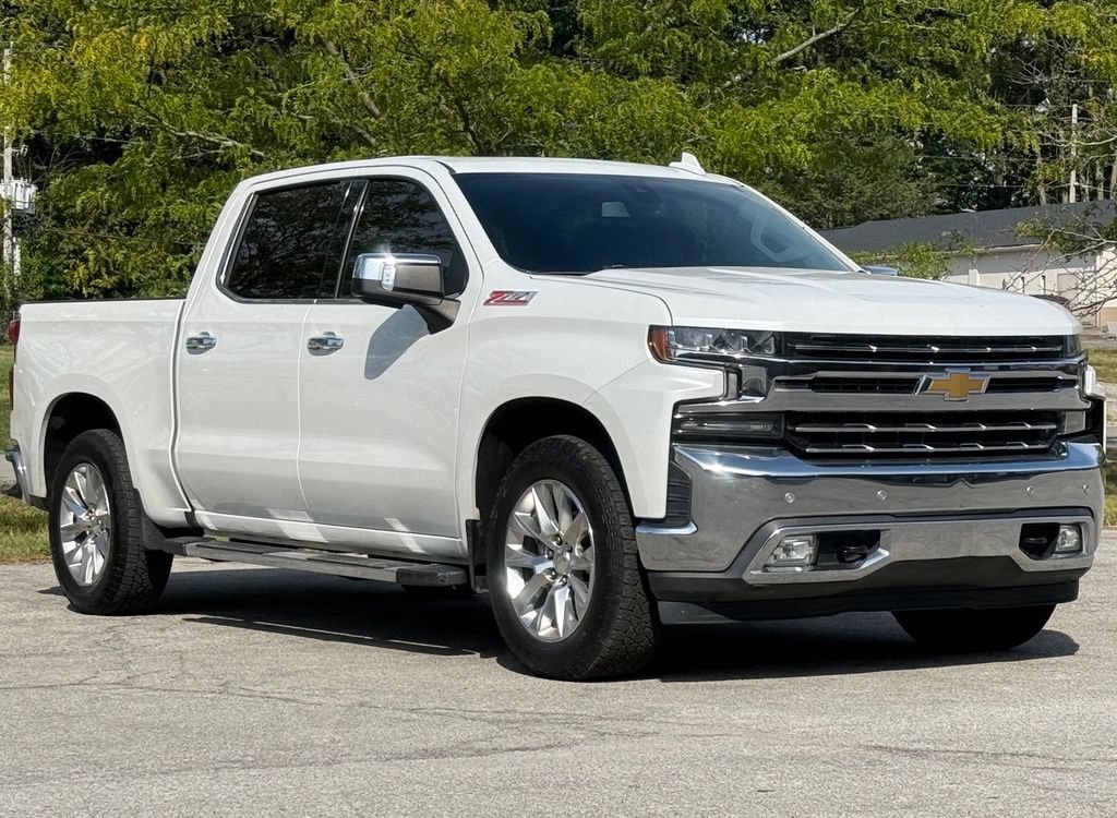 Used 2020 Chevrolet Silverado 1500 LTZ w/ LTZ Premium Package AWD/4WD image 7