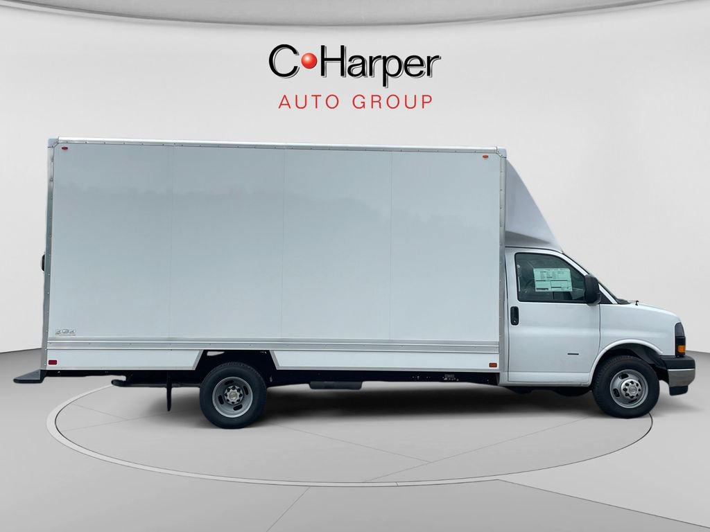 New 2026 Chevrolet Express 3500 w/ Power Convenience Package RWD image 2