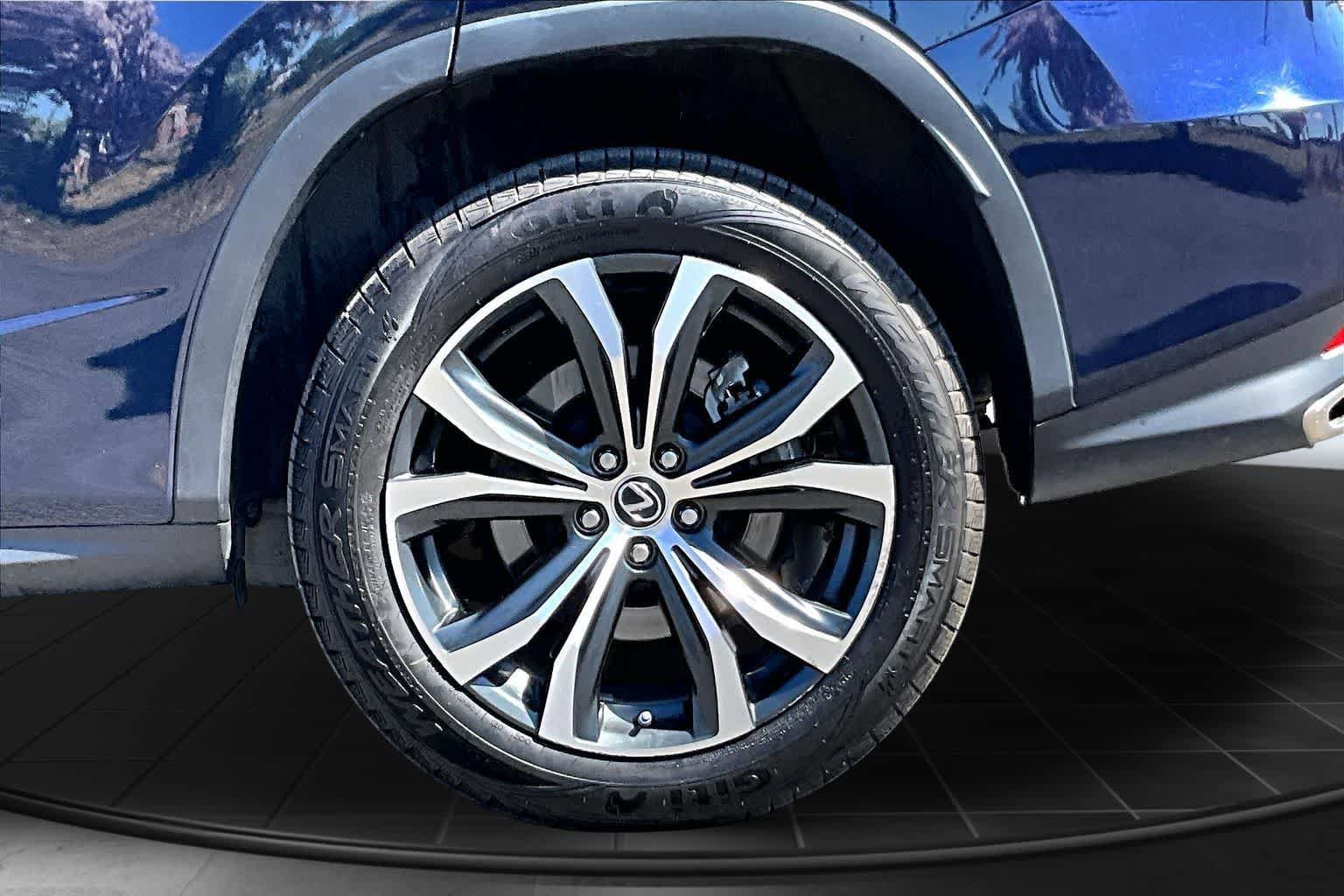 Used 2022 Lexus RX 350 AWD w/ Premium Package image 36