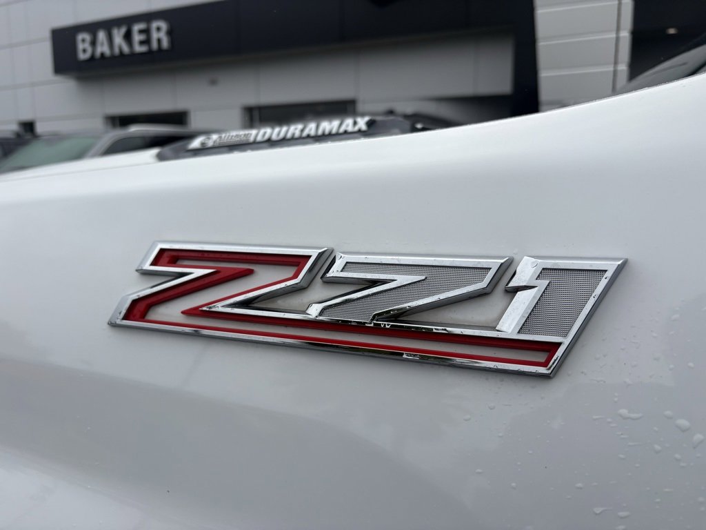 Used 2020 Chevrolet Silverado 2500 LTZ w/ LTZ Premium Package image 11