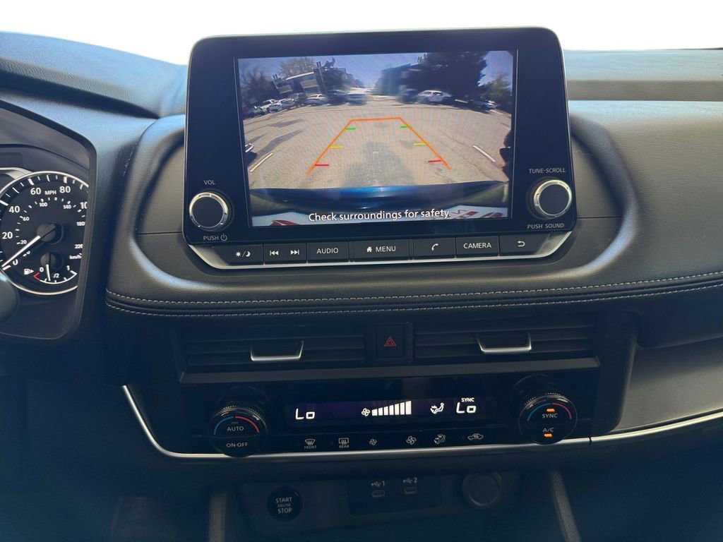 Used 2024 Nissan Rogue SV FWD image 20
