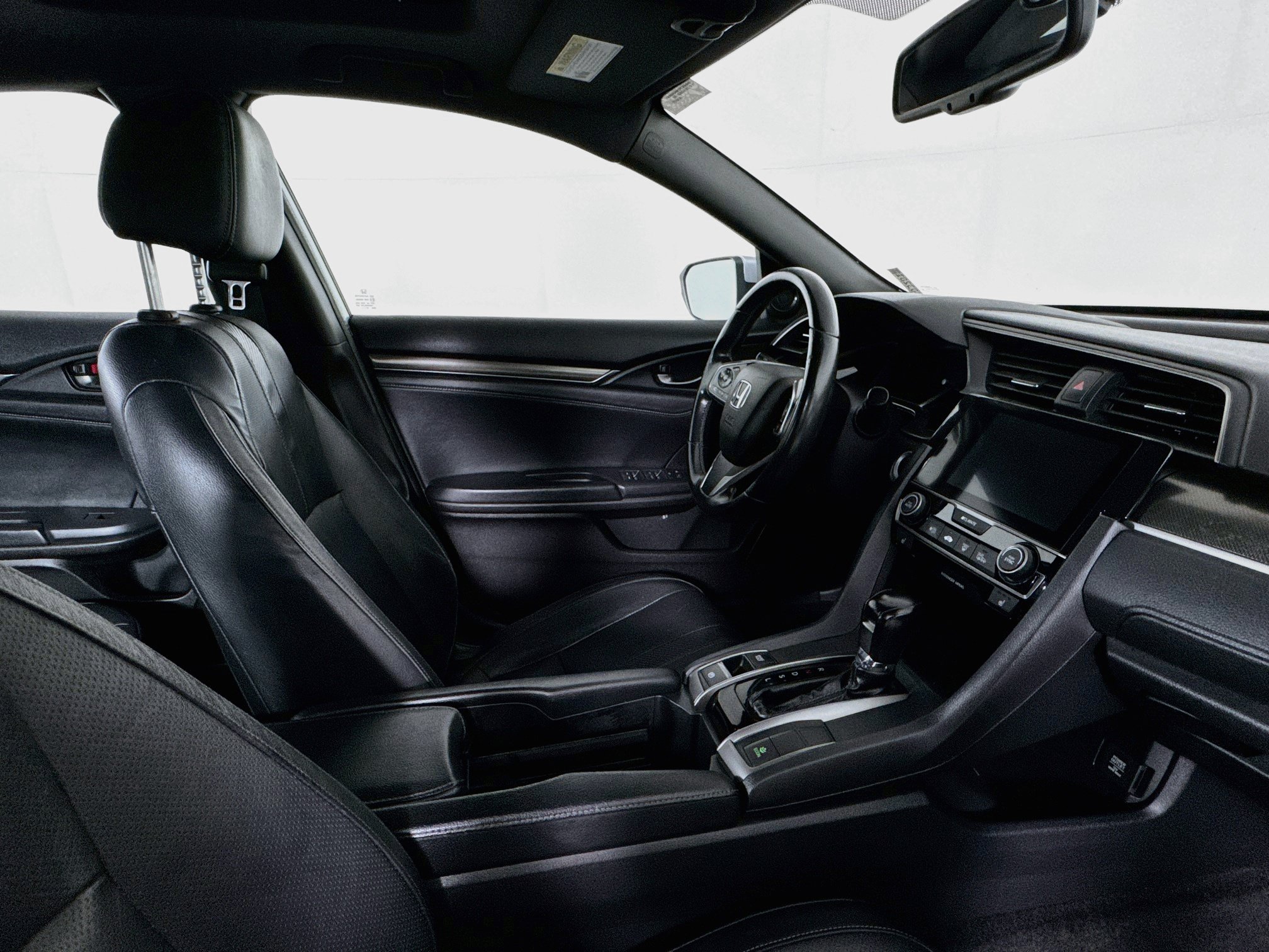 Used 2017 Honda Civic EX-L image 27