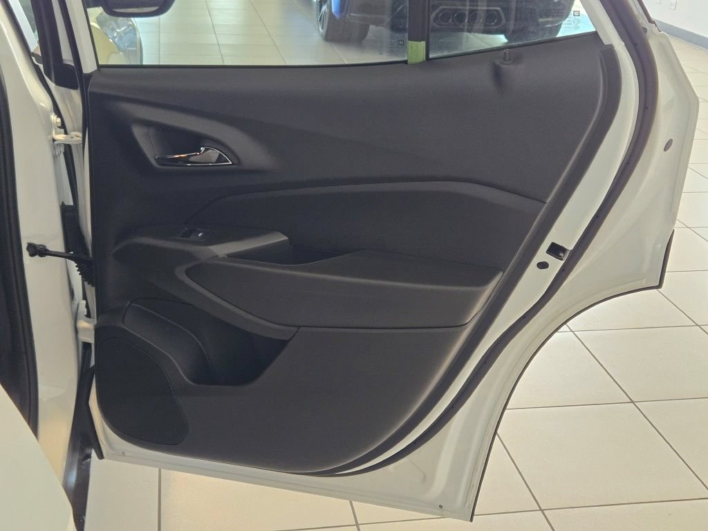 New 2026 Chevrolet Trax RS w/ Driver Confidence Package FWD image 9