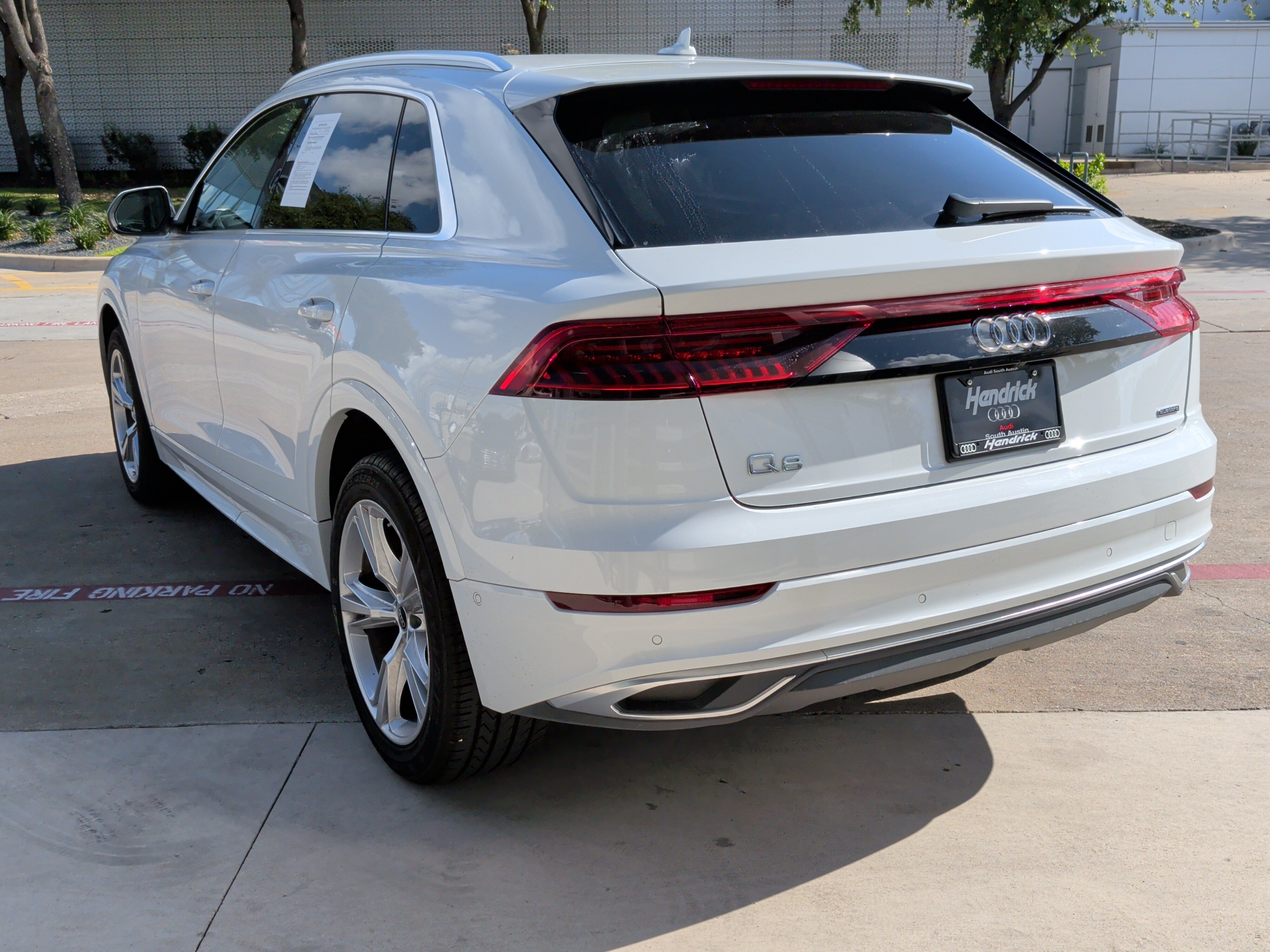 Certified 2023 Audi Q8 Premium w/ Convenience Package AWD/4WD image 8