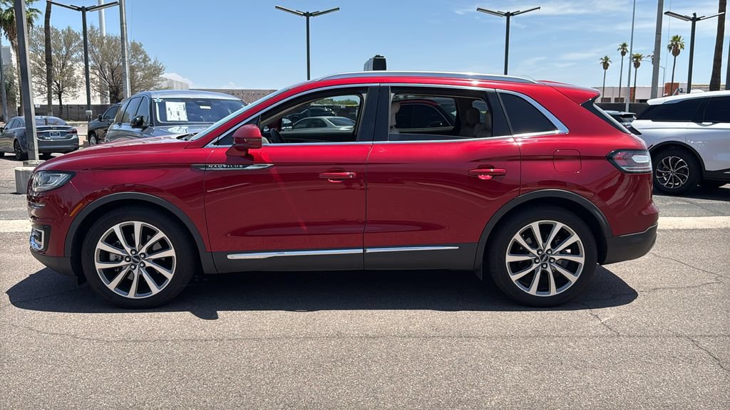 Used 2019 Lincoln Nautilus Select w/ Cargo Utility Package FWD image 3