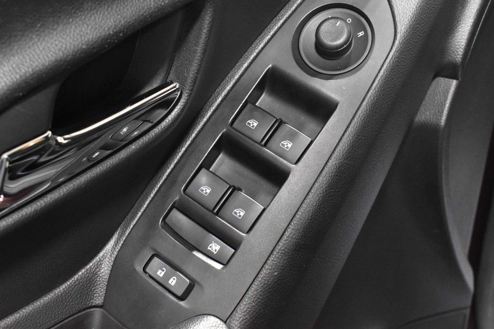 Used 2022 Chevrolet Trax LT image 10