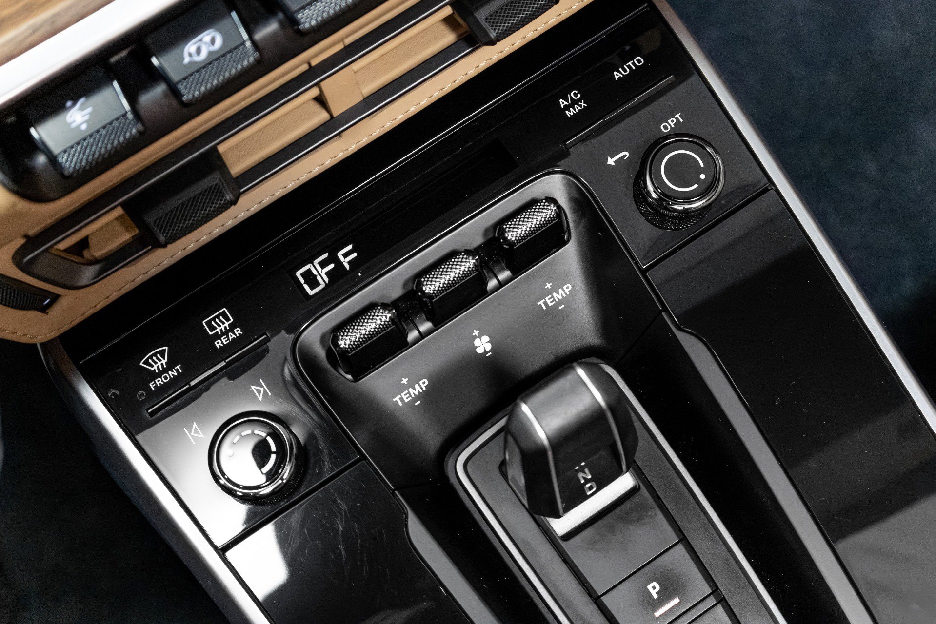 Used 2021 Porsche 911 Turbo S image 75