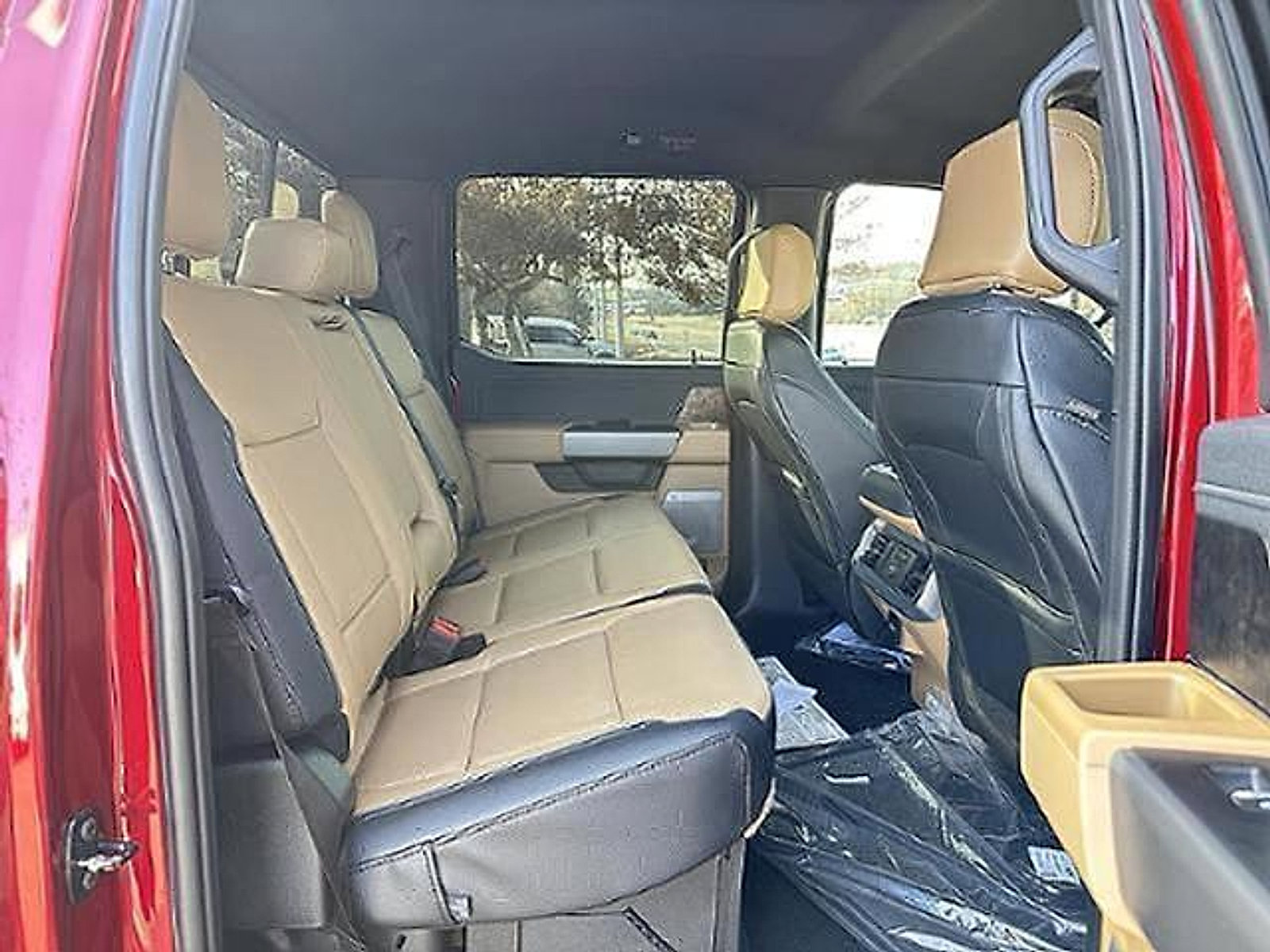 New 2026 Ford F250 Lariat w/ Lariat Premium Package image 26