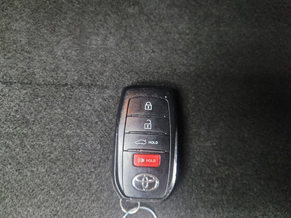Used 2024 Toyota Corolla LE w/ LE Convenience Package FWD image 32