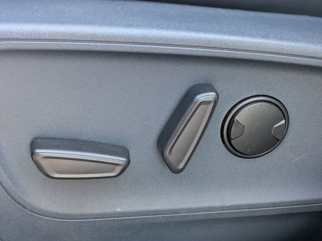 Used 2022 Ford Maverick Lariat w/ Lariat Luxury Package image 20