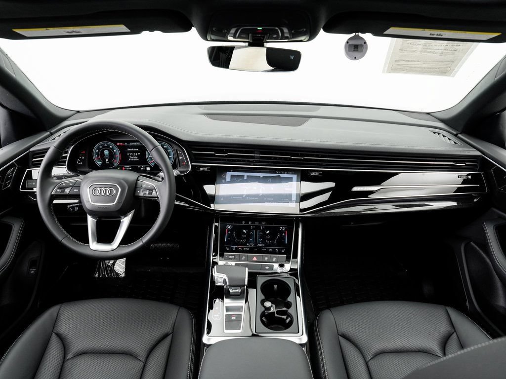 Certified 2025 Audi Q8 Premium Plus w/ Premium Plus Package AWD/4WD image 19