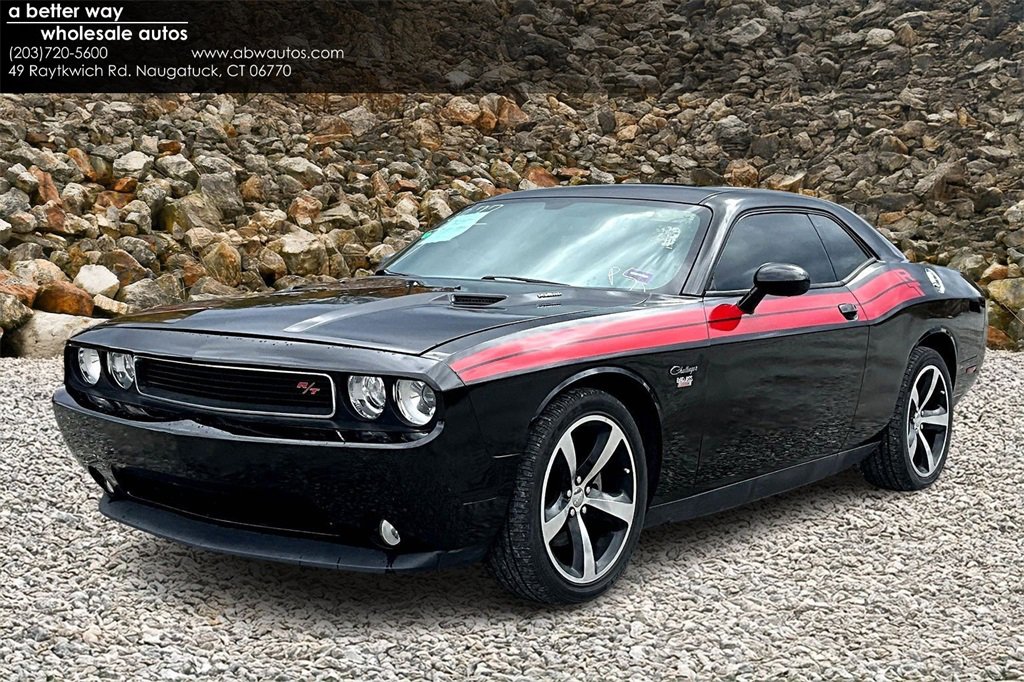Used 2013 Dodge Challenger R/T image 1